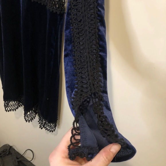 Free Generation Los Angeles Navy Velvet & Black Lace Slim Fit Dress Sz M NWT - Picture 4 of 8